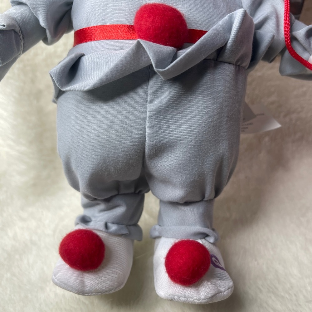 It - Picture 3 of 6